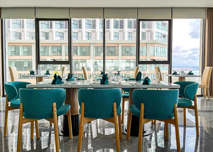 Nhà khách Apec Mandala Condotel 3*