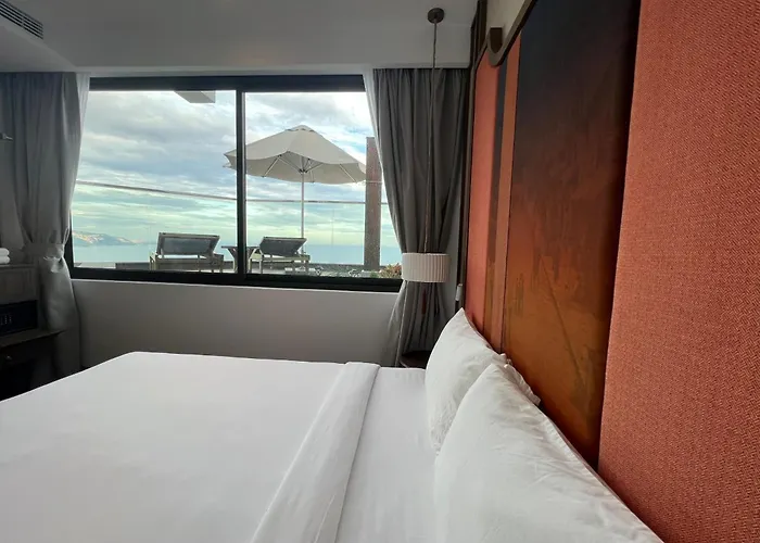 Nhà khách Apec Mandala Condotel